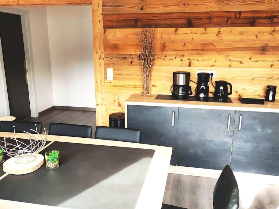 Gite Papillon 6 A14 Personnes - Jacuzzi Gerardmer Luaran gambar