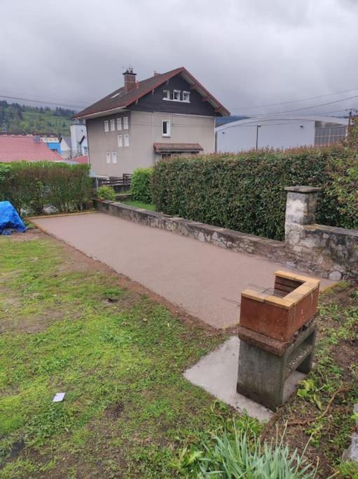 Gite Papillon 6 A14 Personnes - Jacuzzi Gerardmer Luaran gambar